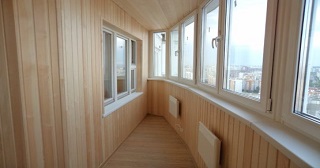 Отделка, остекление, утепление балконов в Камне-на-Оби от 211 руб. м/2.